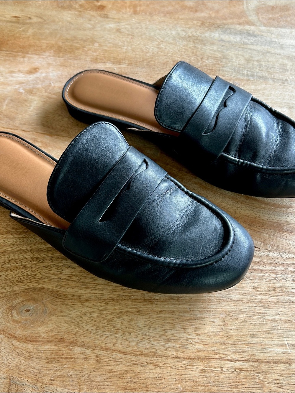 Women’s Cushionaire Black Slip-On Mule Loafers - Picture 3 of 3